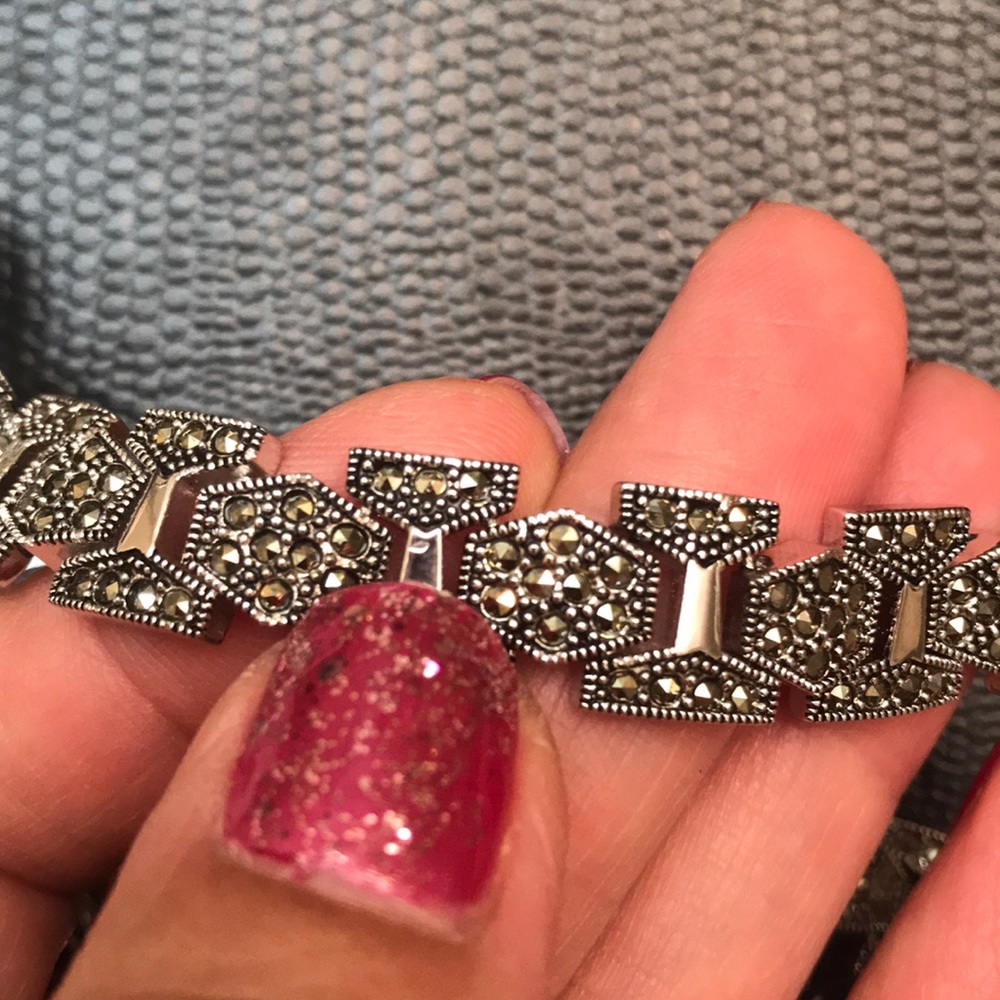 NEW!!!  NWOT PARK LANE GENUINE MARCASITE NECKLACE - Picture 5 of 8